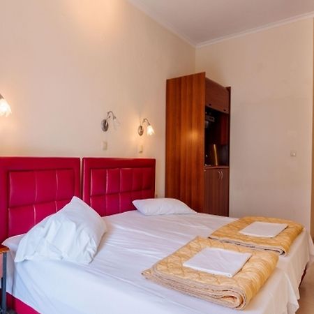 Christina Hotel Olympiakí Aktí Exteriér fotografie